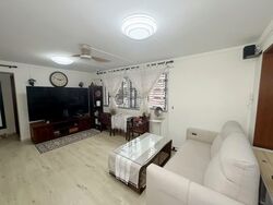 Blk 323 Woodlands Street 32 (Woodlands), HDB Executive #572922641